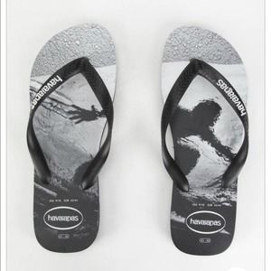 NWT HAVAIANAS Kids Surfer Photoprint Sandals Flip Flops ( 11/12C)